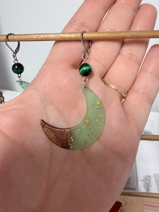 Boucles d'oreilles Lune II | Bois et résine