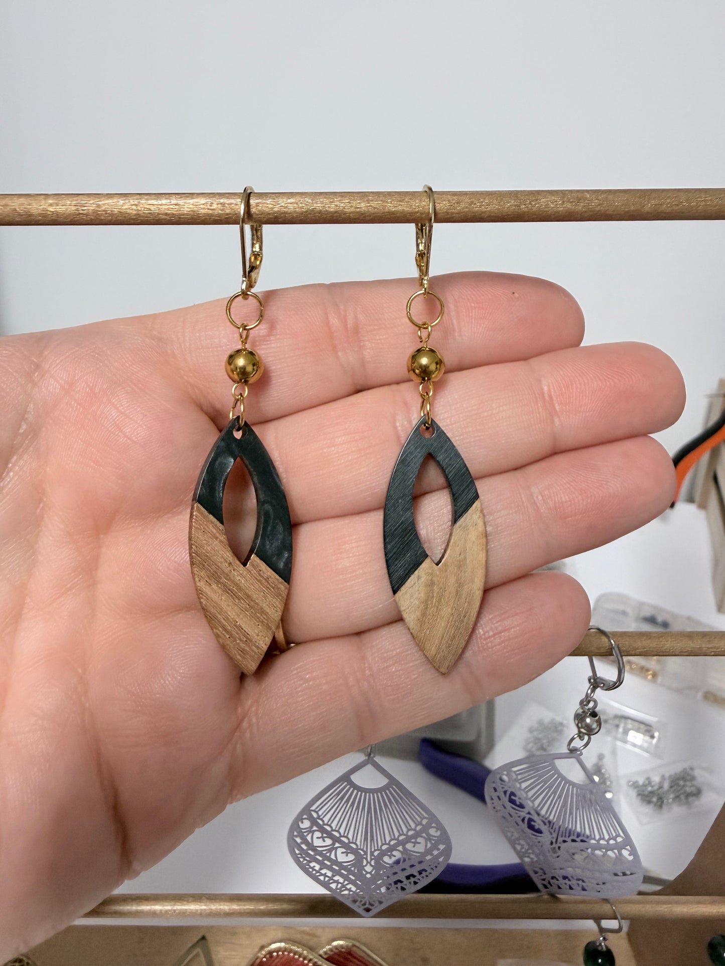 Boucles d'oreilles Marquise | Bois et résine