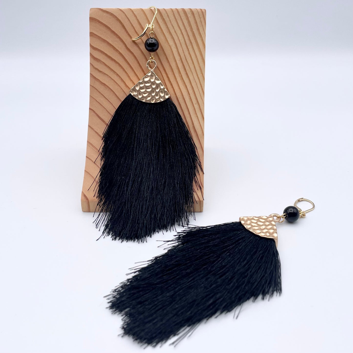 Boucles d'oreilles | Touffues noires